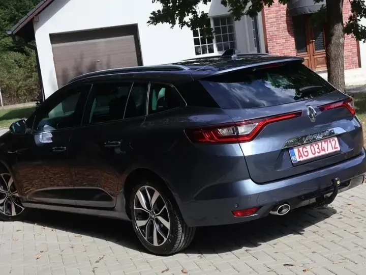 Renault Mégane II ENERGY dCi 110 EDC BOSE EDITION
