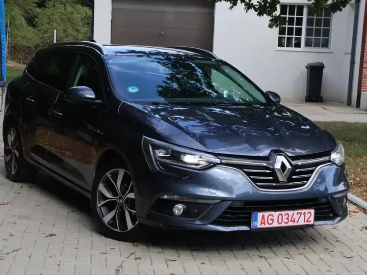 Renault Mégane II ENERGY dCi 110 EDC BOSE EDITION