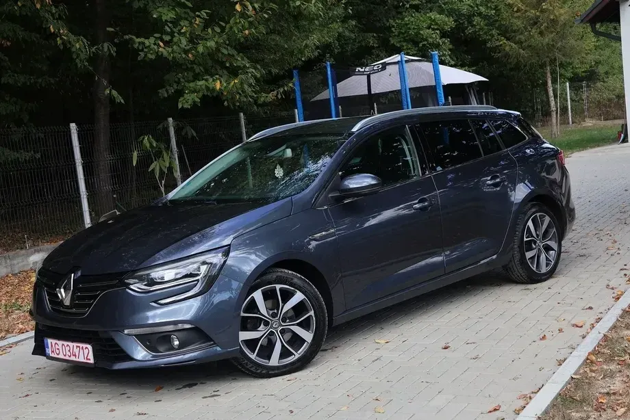 Renault Mégane II ENERGY dCi 110 EDC BOSE EDITION — imagine 2