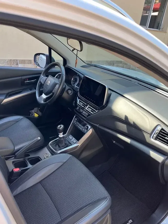 Suzuki SX4 — imagine 4