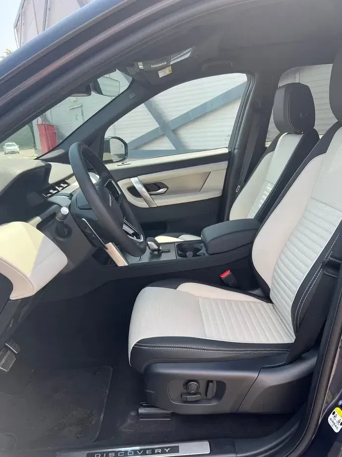 Land Rover Discovery Sport 2.0 D200 MHEV Dynamic HSE — imagine 3