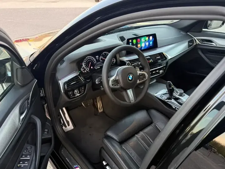 BMW Seria 5 G30/G31 525d Aut.