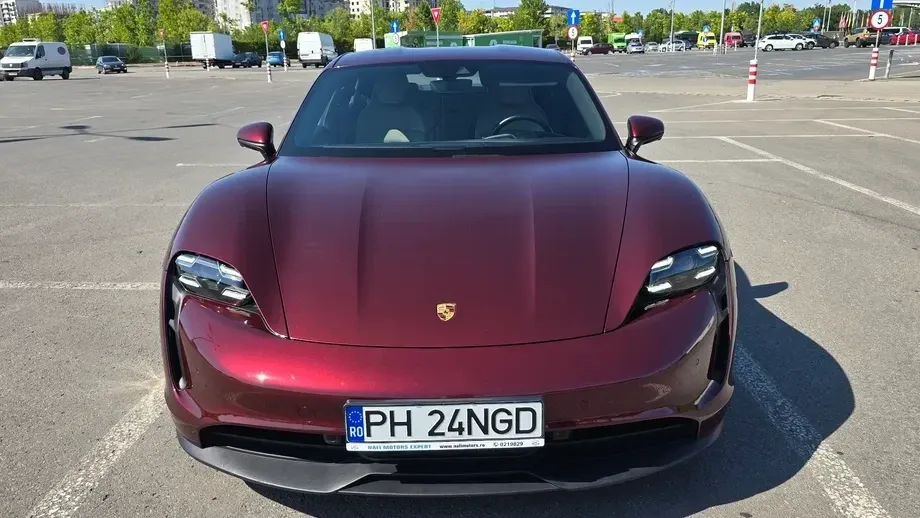 Porsche Taycan 4S Sport — imagine 2