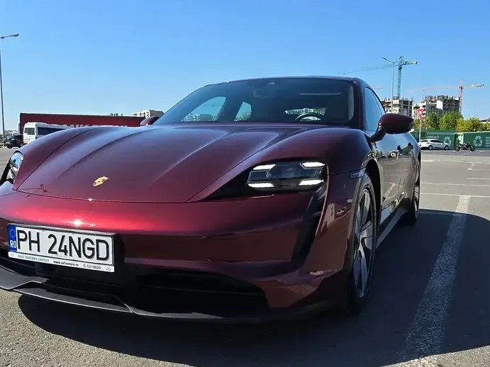 Porsche Taycan 4S Sport