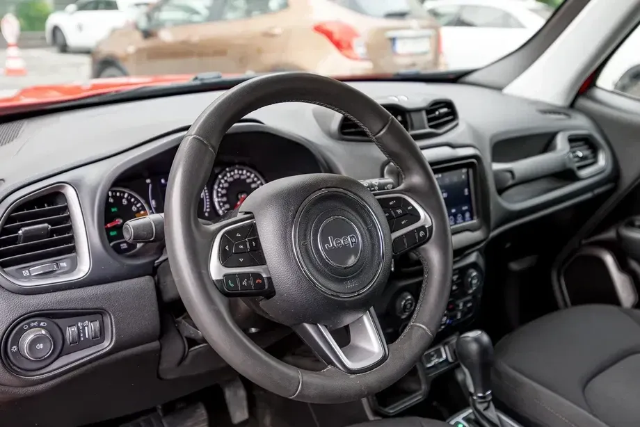 Jeep Renegade — imagine 5