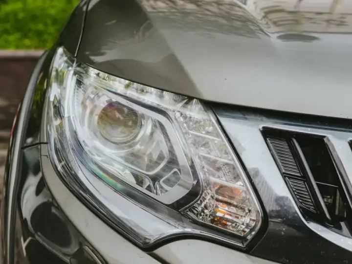 Mitsubishi L200 Double Cab Intense Aut.