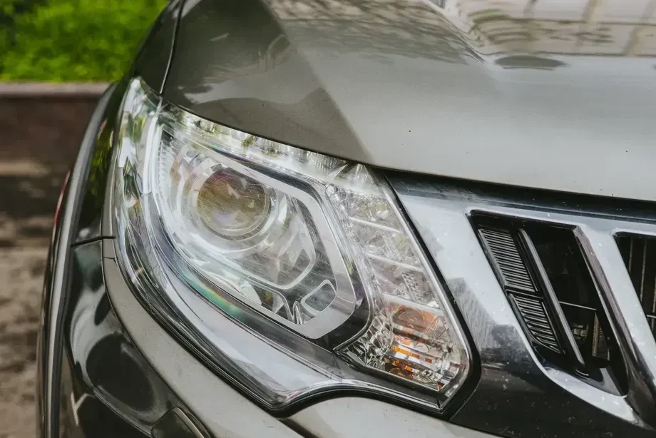 Mitsubishi L200 Double Cab Intense Aut. — imagine 4