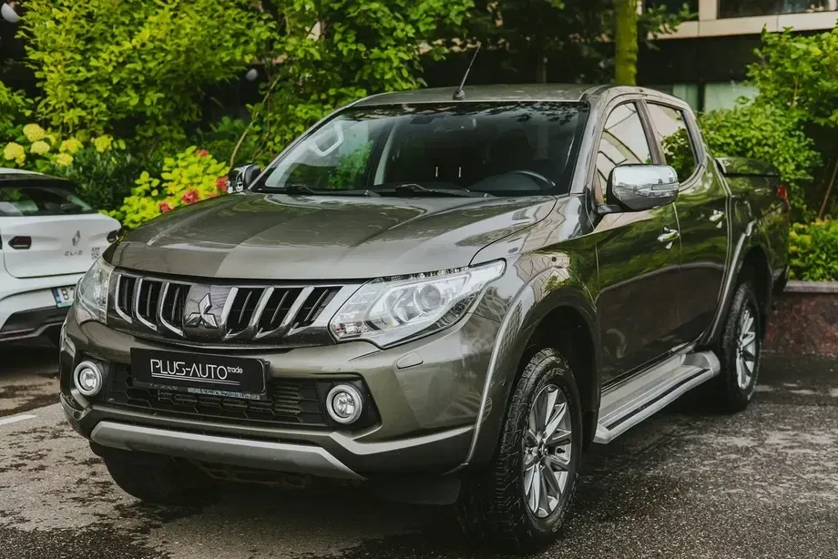 Mitsubishi L200 Double Cab Intense Aut. — imagine 3