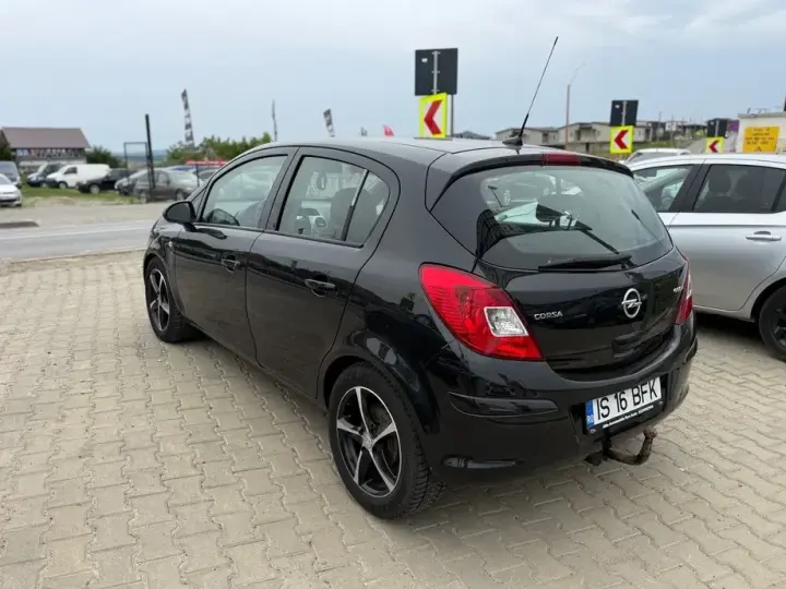 Opel Corsa D 1.3 CDTI DPF Active