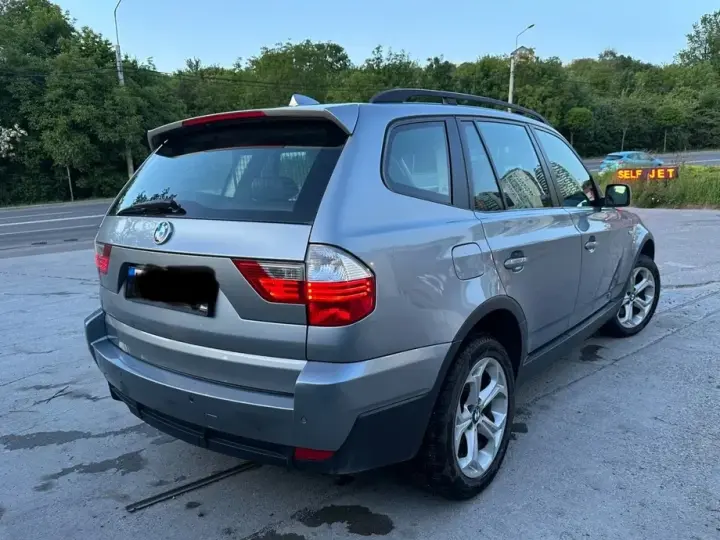 BMW X3 E83