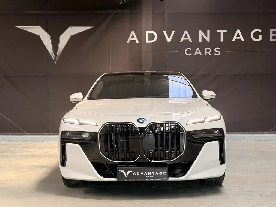 BMW Seria 7 G70 — imagine 2