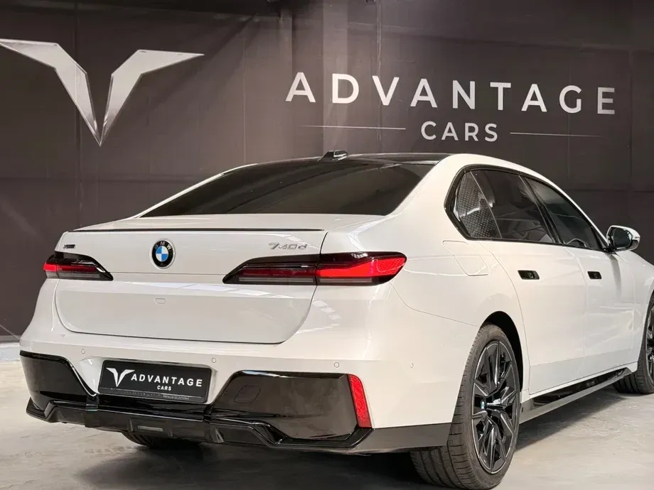 BMW Seria 7 G70 — imagine 4
