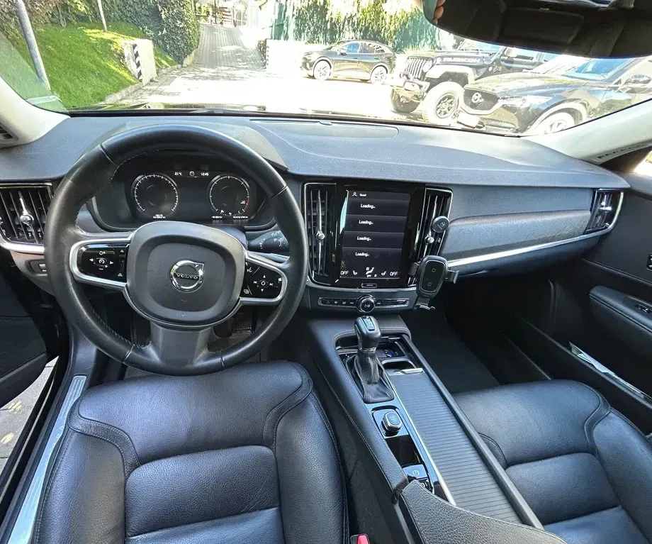 Volvo V90 D4 AWD — imagine 6