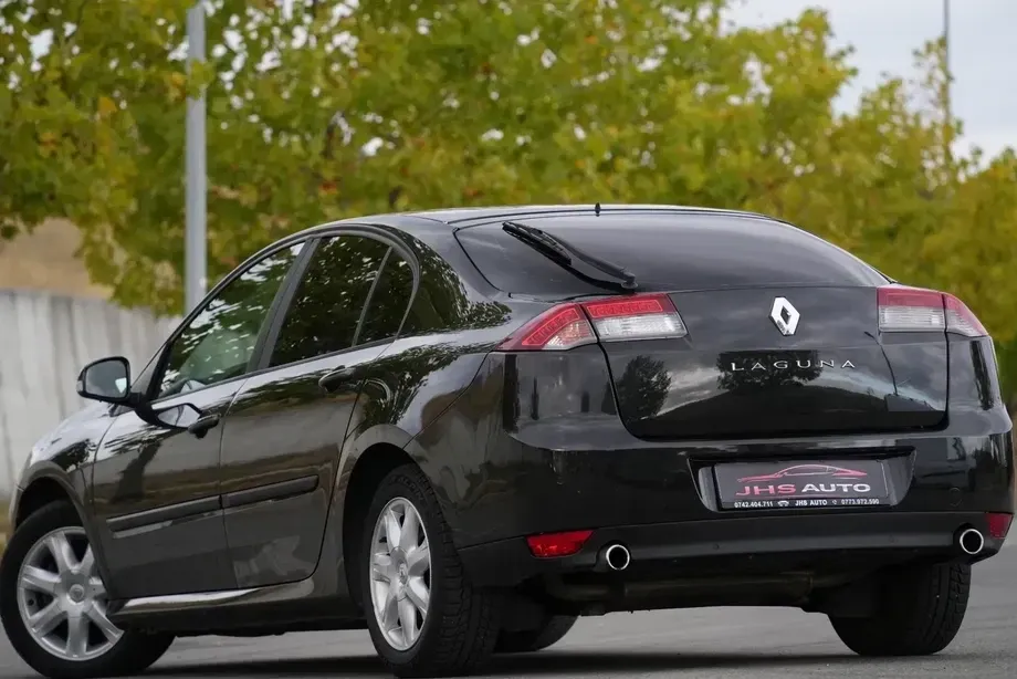 Renault Laguna II dCi 110 FAP Bose Edition — imagine 3