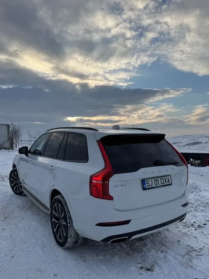 Volvo XC 90 II T8 AWD Recharge Geartronic RDesign — imagine 4