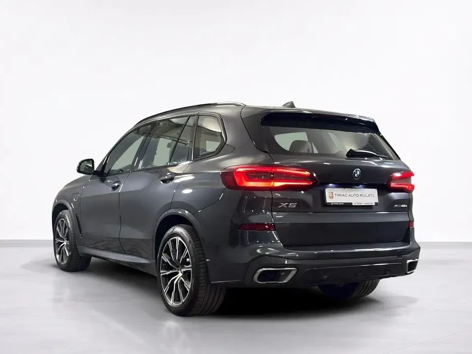 BMW X5 xDrive45e — imagine 3