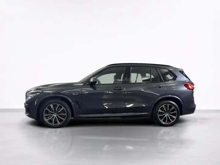 BMW X5 xDrive45e
