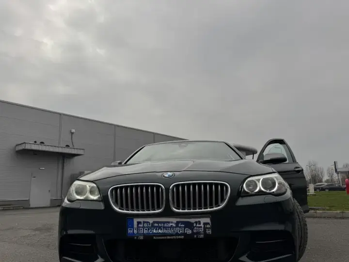 BMW Seria 5 F10/F11/F07 M550d xDrive