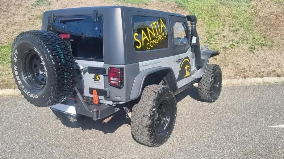 Jeep Wrangler — imagine 3
