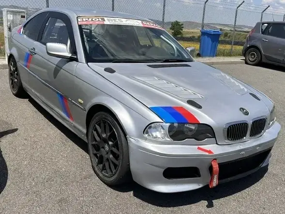 BMW Seria 3 E46 330 Ci