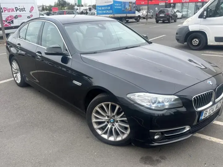 BMW Seria 5 F10/F11/F07 [2010 - 2017] 530d xDrive AT