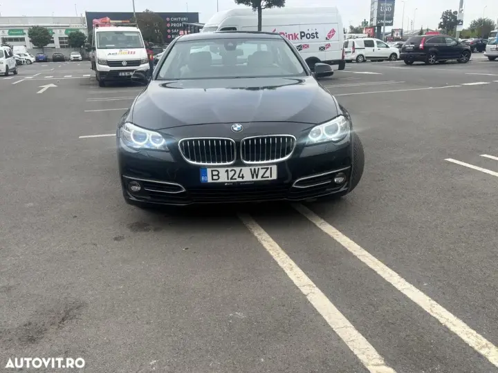 BMW Seria 5 F10/F11/F07 [2010 - 2017] 530d xDrive AT