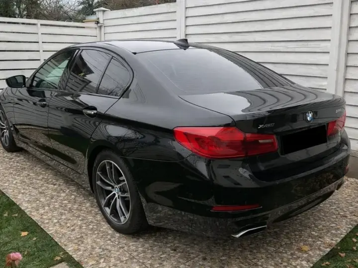 BMW Seria 5 G30/G31 540i xDrive Aut. Luxury Line