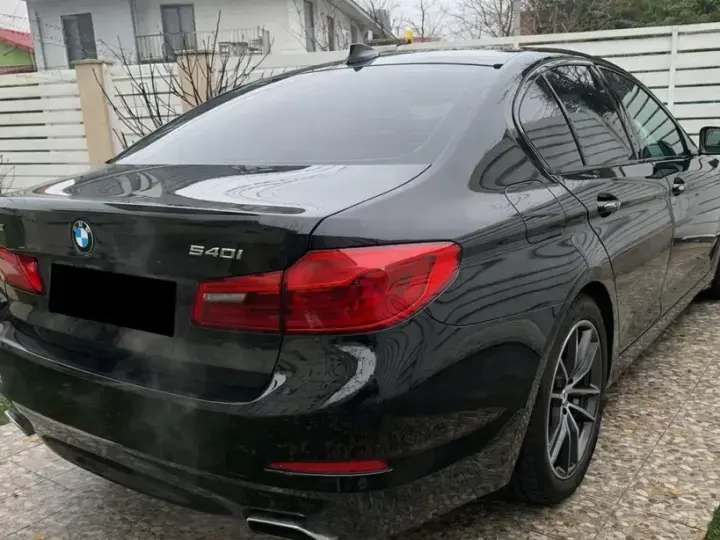 BMW Seria 5 G30/G31 540i xDrive Aut. Luxury Line