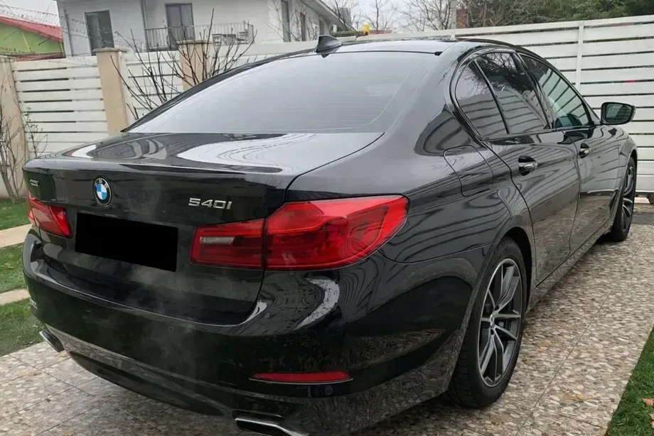 BMW Seria 5 G30/G31 540i xDrive Aut. Luxury Line — imagine 3