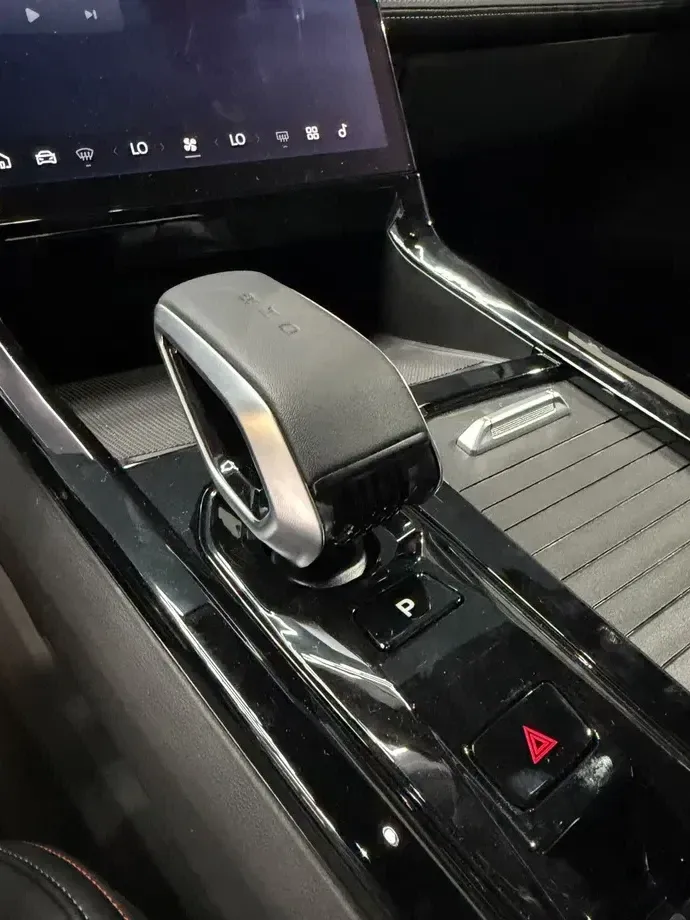 Geely Cityray 1.5 T-GDI 7DCT GK — imagine 5