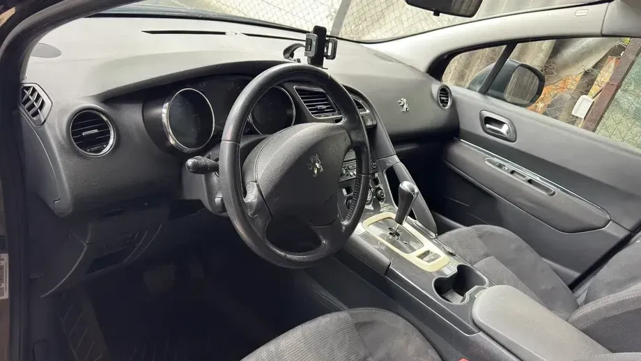 Peugeot 3008 — imagine 2
