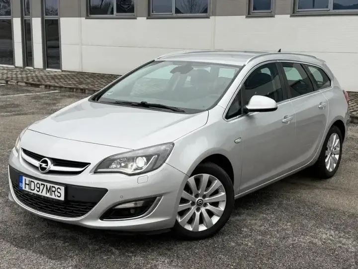 Opel Astra J 2.0 CDTI DPF SportsTourer Edition