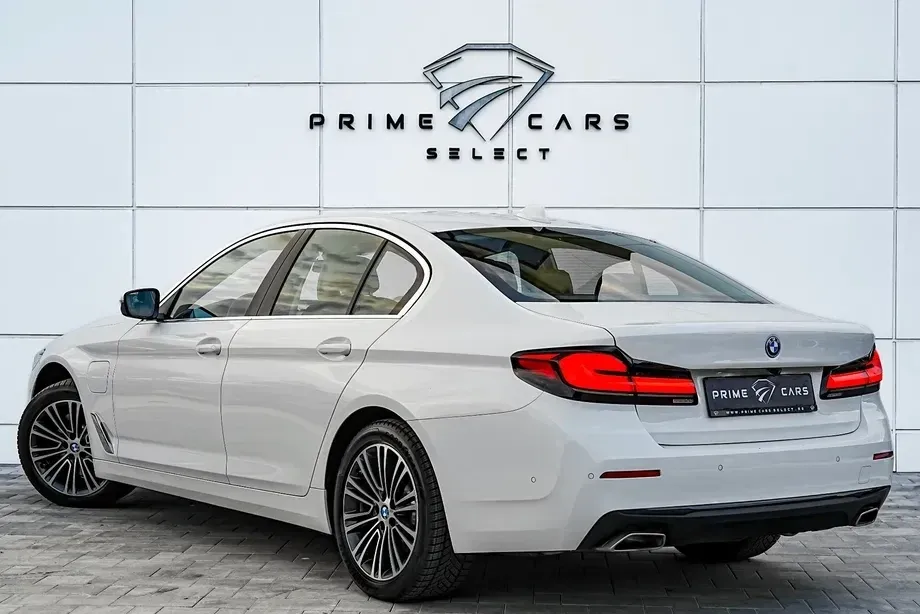 BMW Seria 5 520e AT PHEV — imagine 4