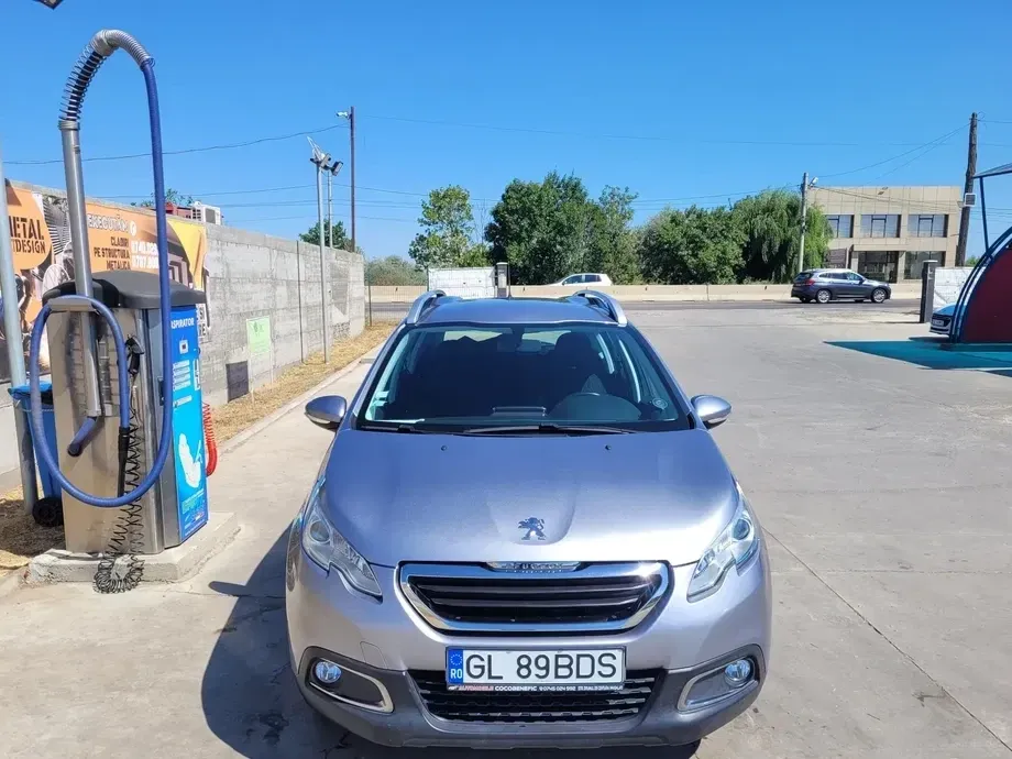 Peugeot 2008 I 1.2 L PureTech Active — imagine 4