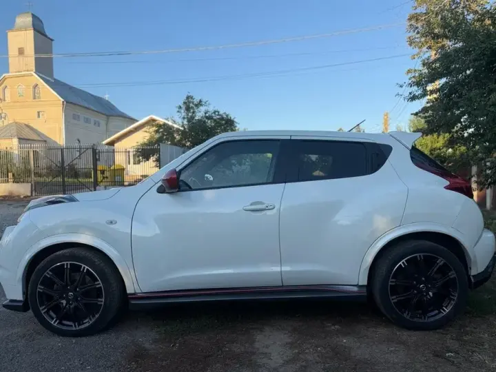 Nissan Juke I 1.6 DIG-T ALL-MODE 4x4i CVT Nismo