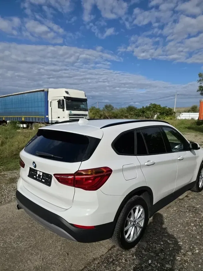BMW X1 sDrive18i Advantage — imagine 3