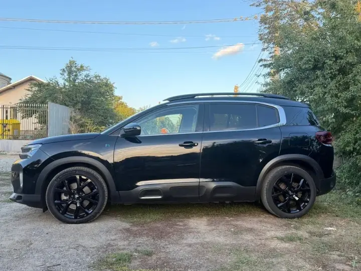 Citroën C5 Aircross 1.6 PHEV FWD 225 EAT8 PLUS