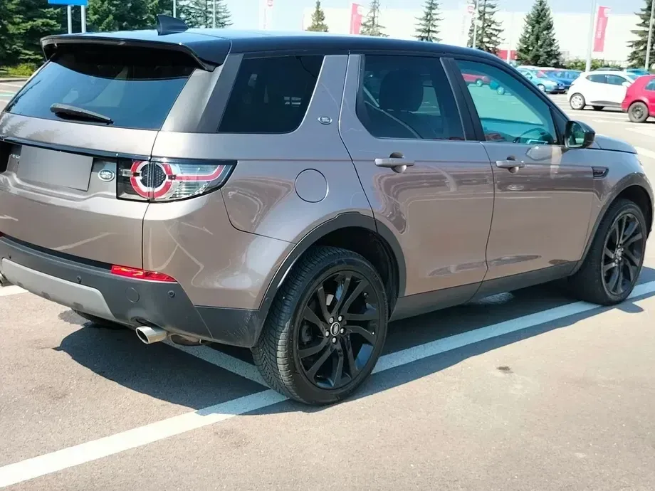 Land Rover Discovery Sport 2.0 l TD4 HSE Luxury Aut. — imagine 2