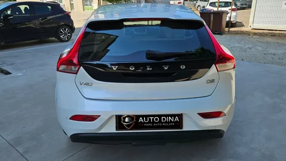 Volvo V40 — imagine 6