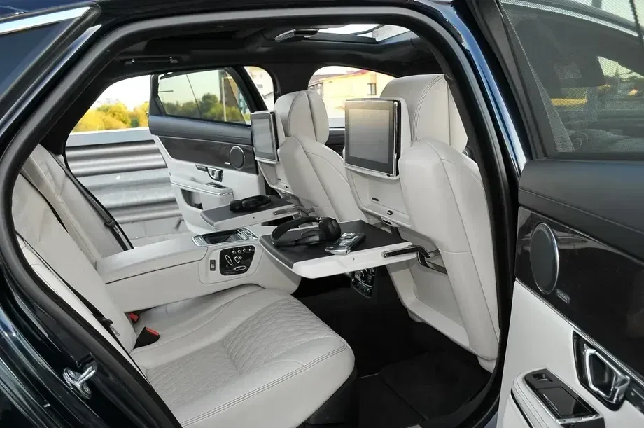 Jaguar XJ 3.0 V6 Langversion Autobiography — imagine 4