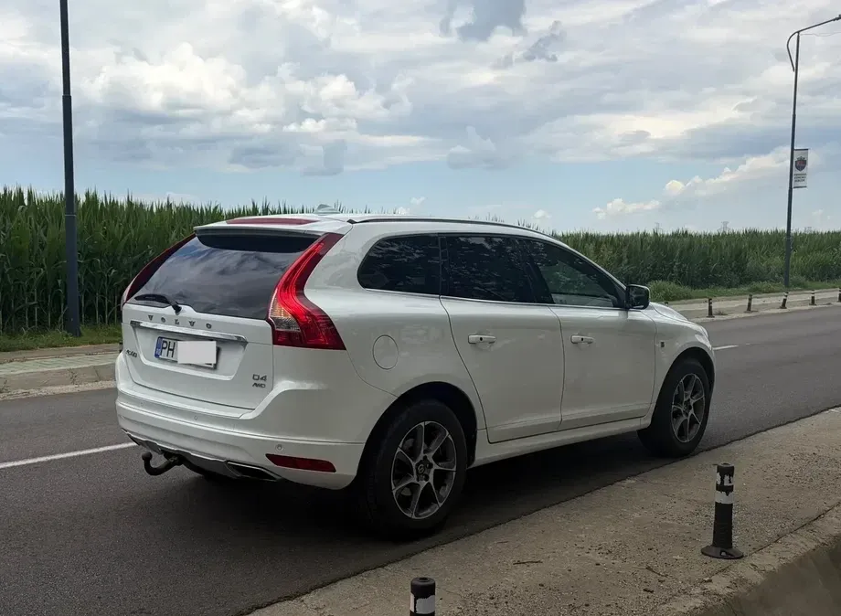 Volvo XC 60 I D4AWD Ocean Race — imagine 5
