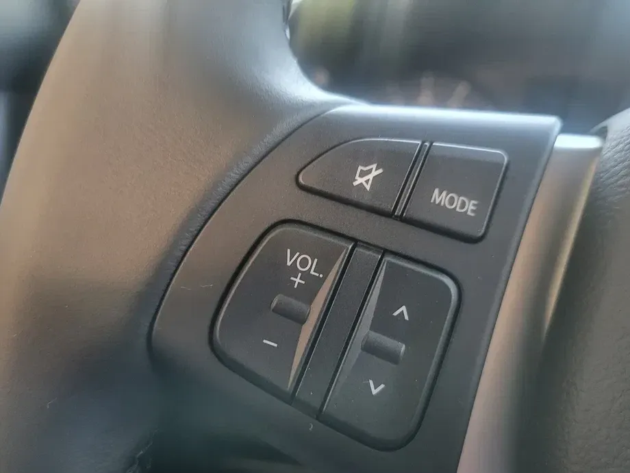 Suzuki Vitara 1.4 Boosterjet 6MT MHEV Cool — imagine 6