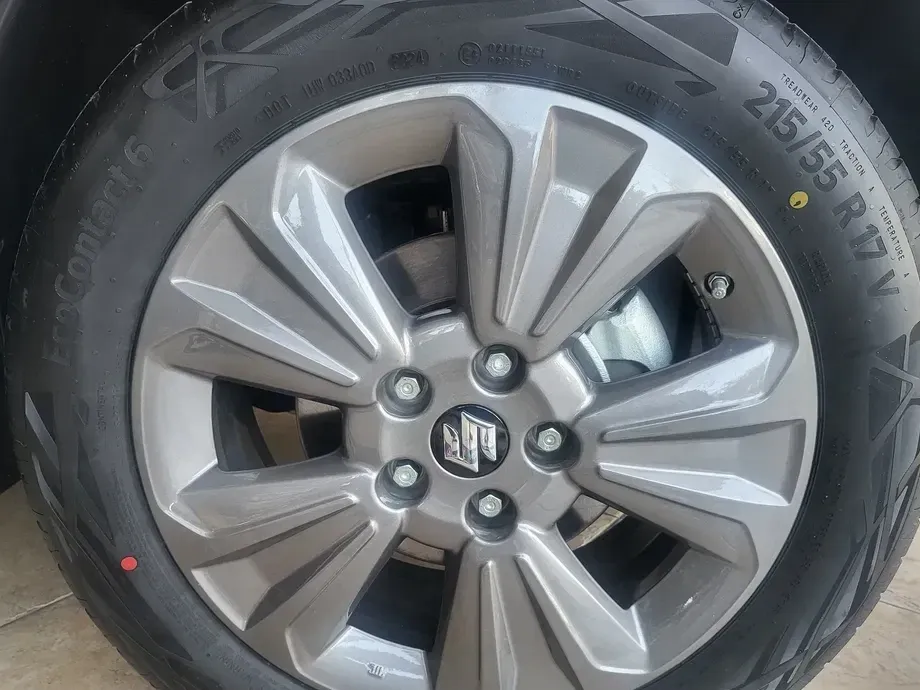 Suzuki Vitara 1.4 Boosterjet 6MT MHEV Cool — imagine 3