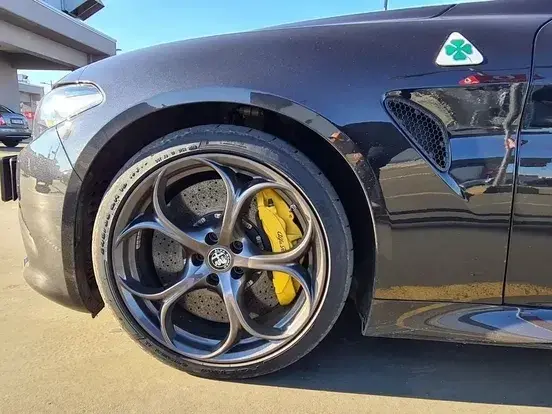 Alfa Romeo Giulia 2.9 Turbo RWD AT8 Quadrifoglio