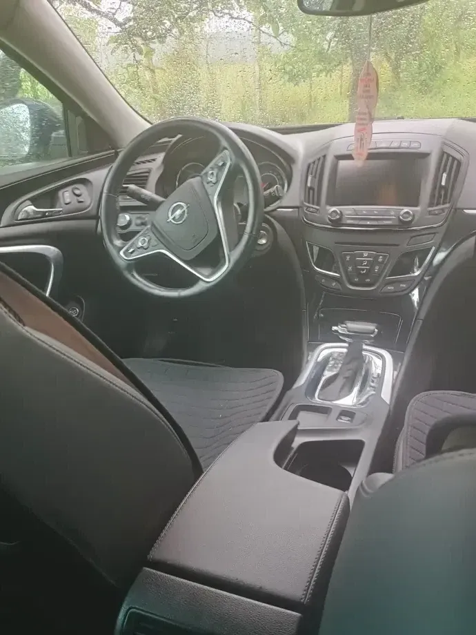 Opel Insignia A 2.0 CDTi 4x4 Automatik Sport — imagine 3