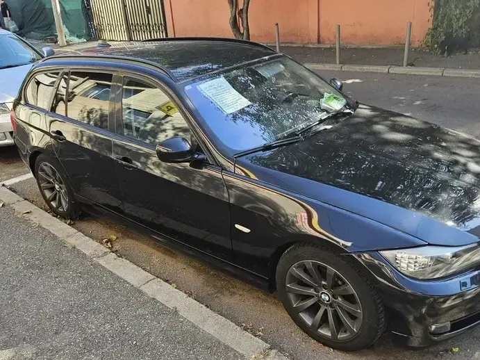 BMW Seria 3 E90/E91/E92/E93 330d xDrive Aut.