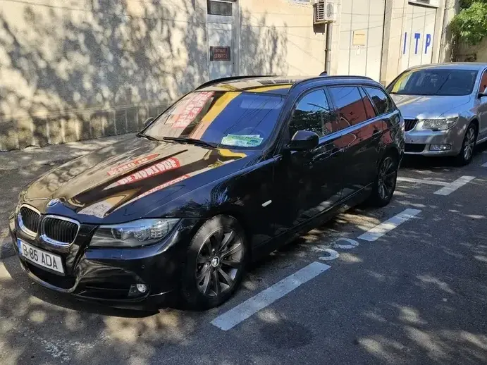 BMW Seria 3 E90/E91/E92/E93 330d xDrive Aut.
