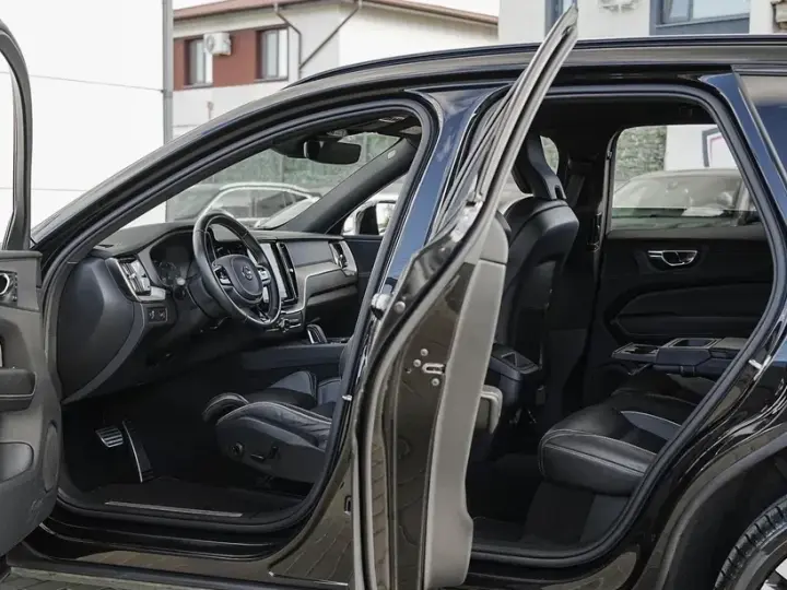 Volvo XC 60 II B4 D AWD Geartronic RDesign