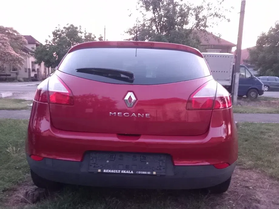 Renault Mégane II dCi 90 FAP Expression — imagine 3
