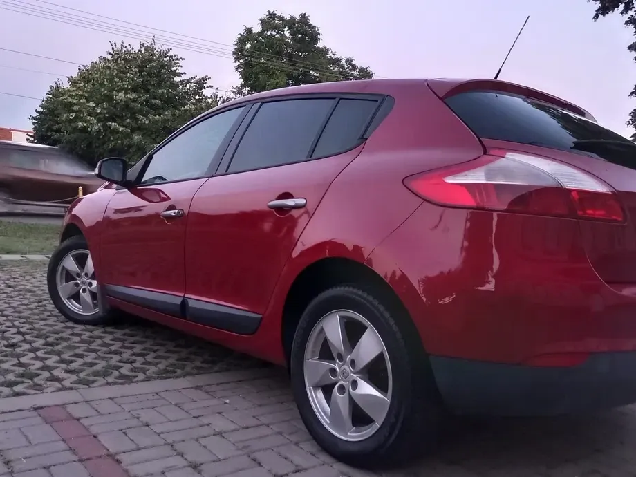 Renault Mégane II dCi 90 FAP Expression — imagine 4